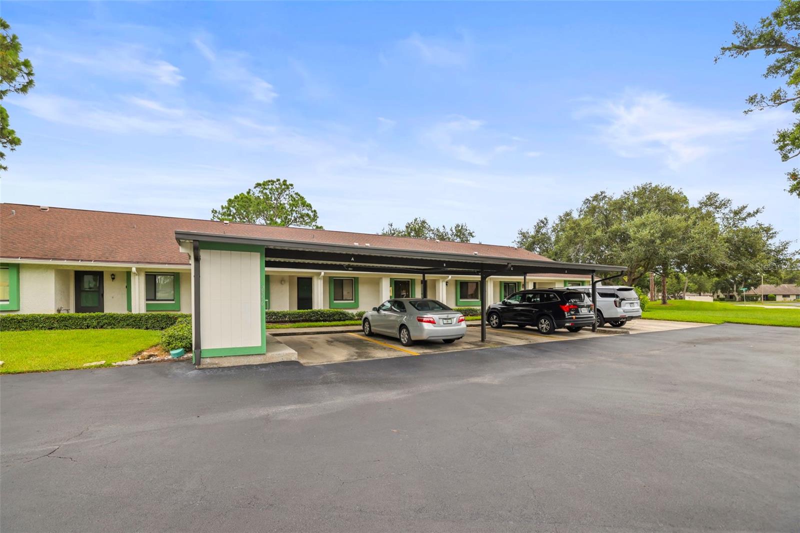 2556 Royal Pines Cir #13-C