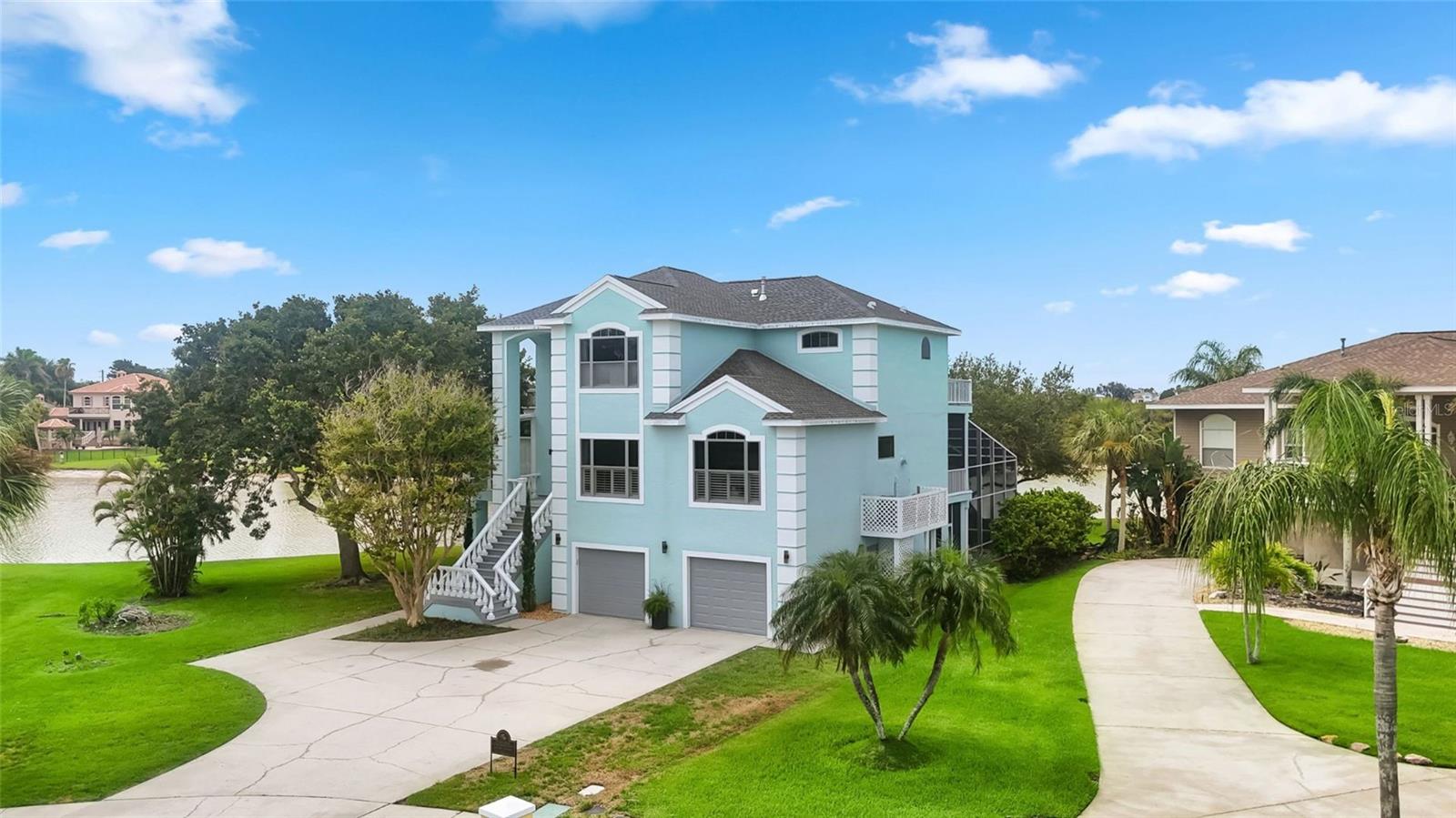2106 Pelican CT