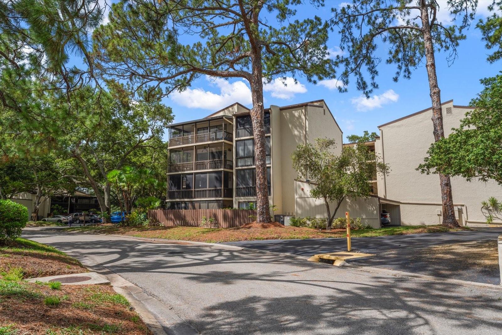 700 Starkey Rd #624