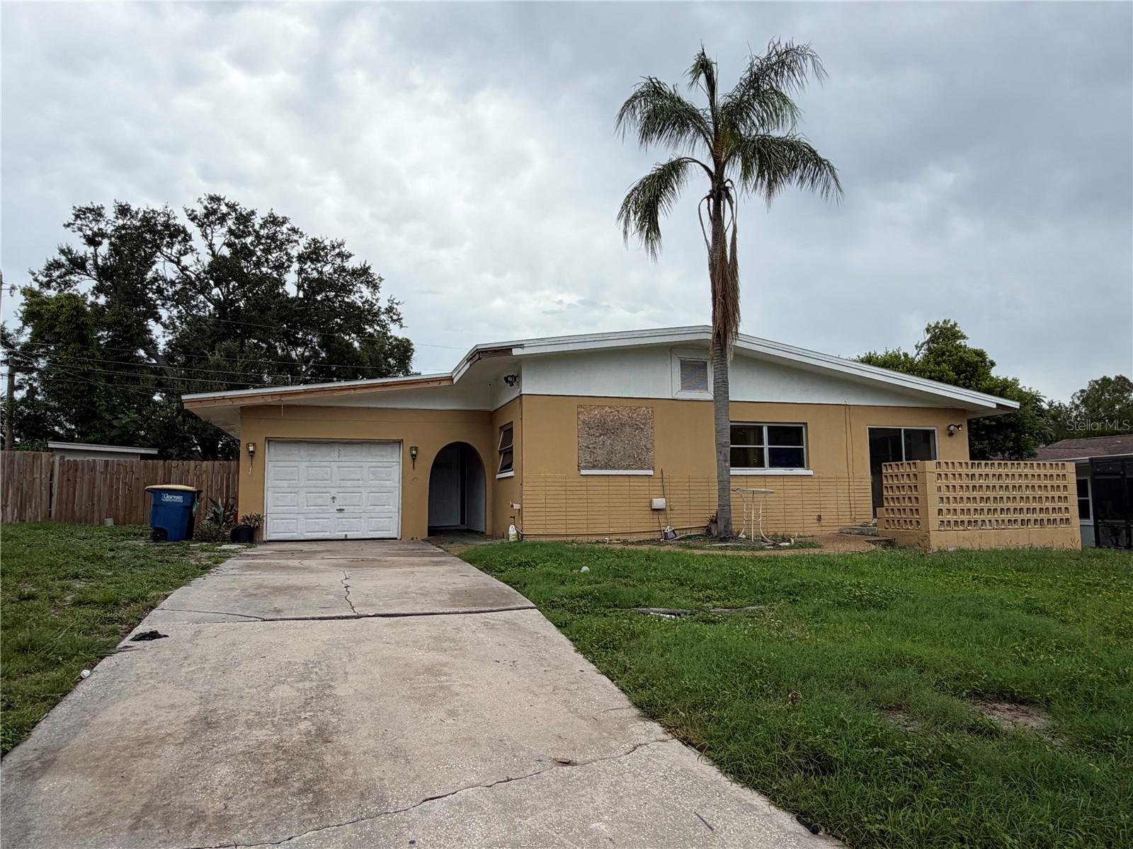1330 Emily CT