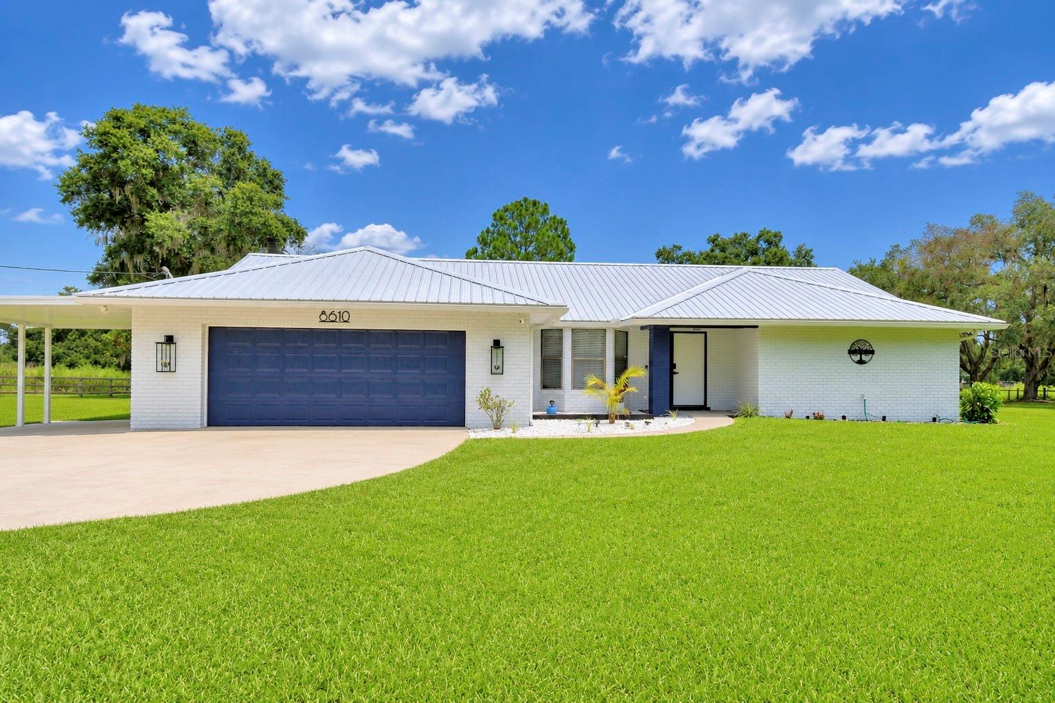 8610 State Road 33 N