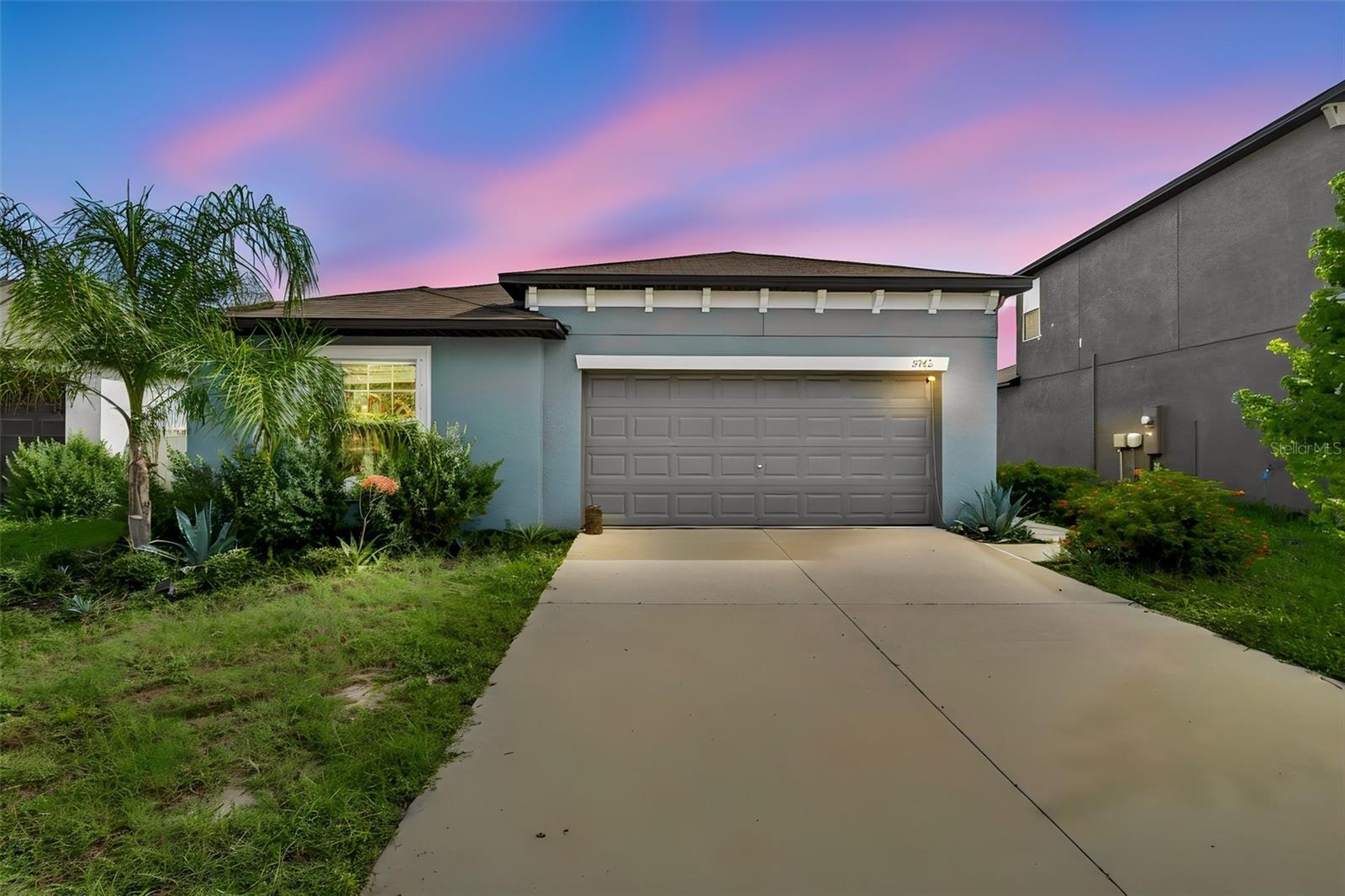 5362 Blue Horizon Way