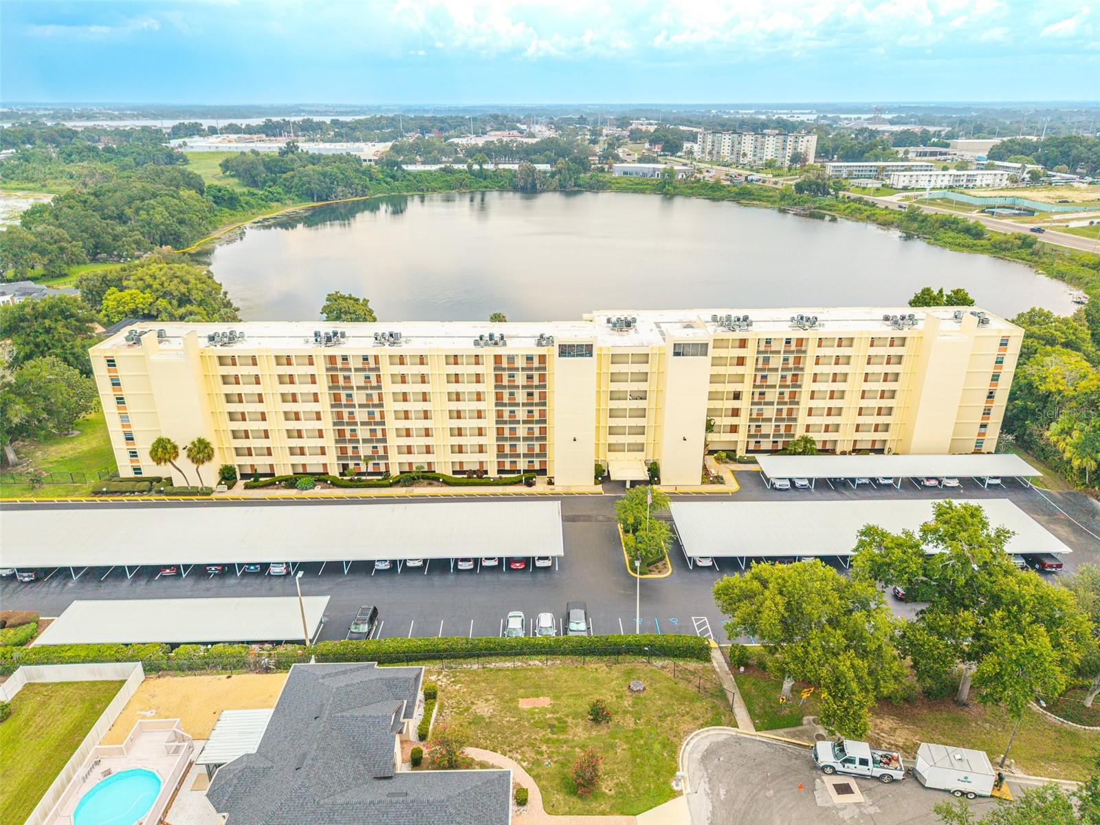 700 Mirror Ter NW #511