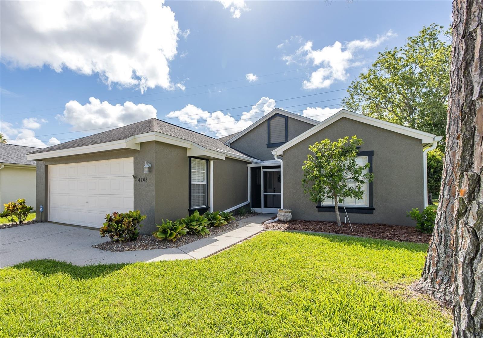 4242 Northampton Dr
