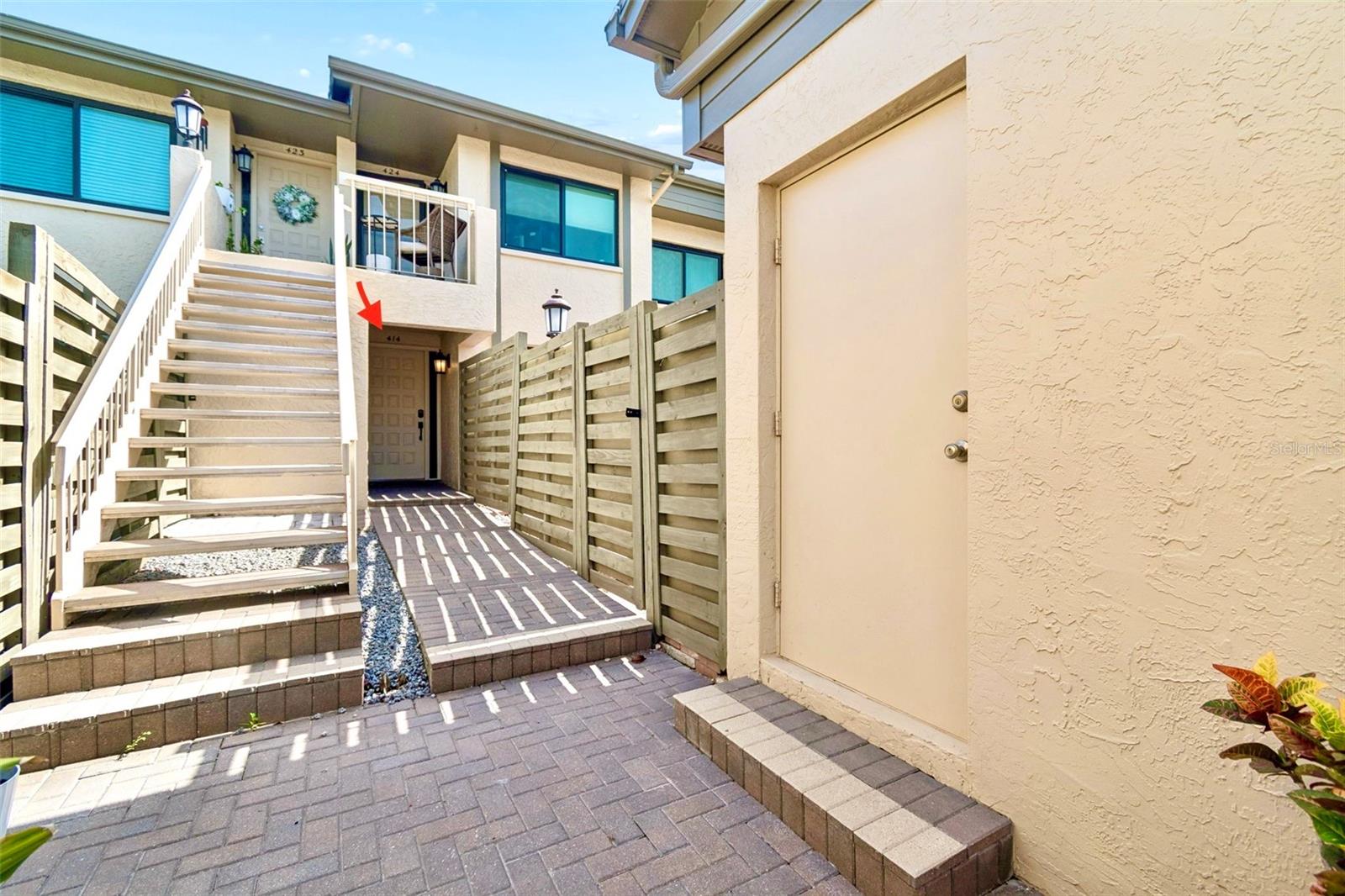 3157 Landmark Dr #414