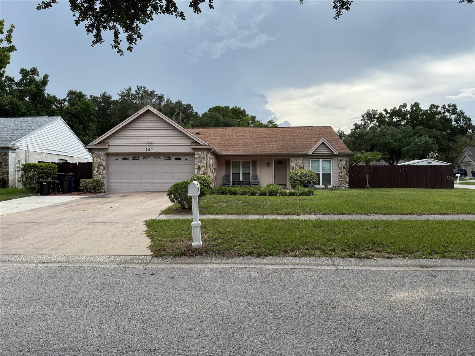 2601 Hampton Park Pl