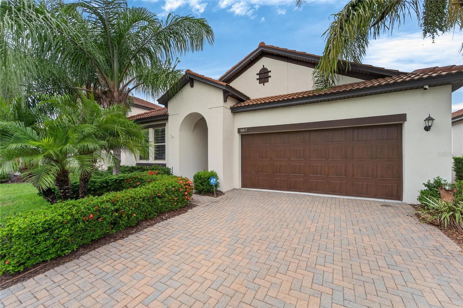 16817 Whisper Elm St