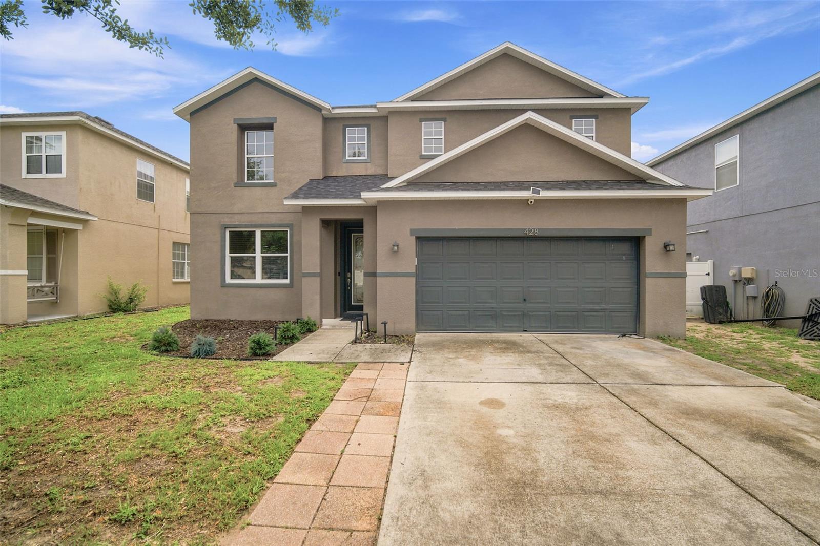 428 Chimney Rock Dr