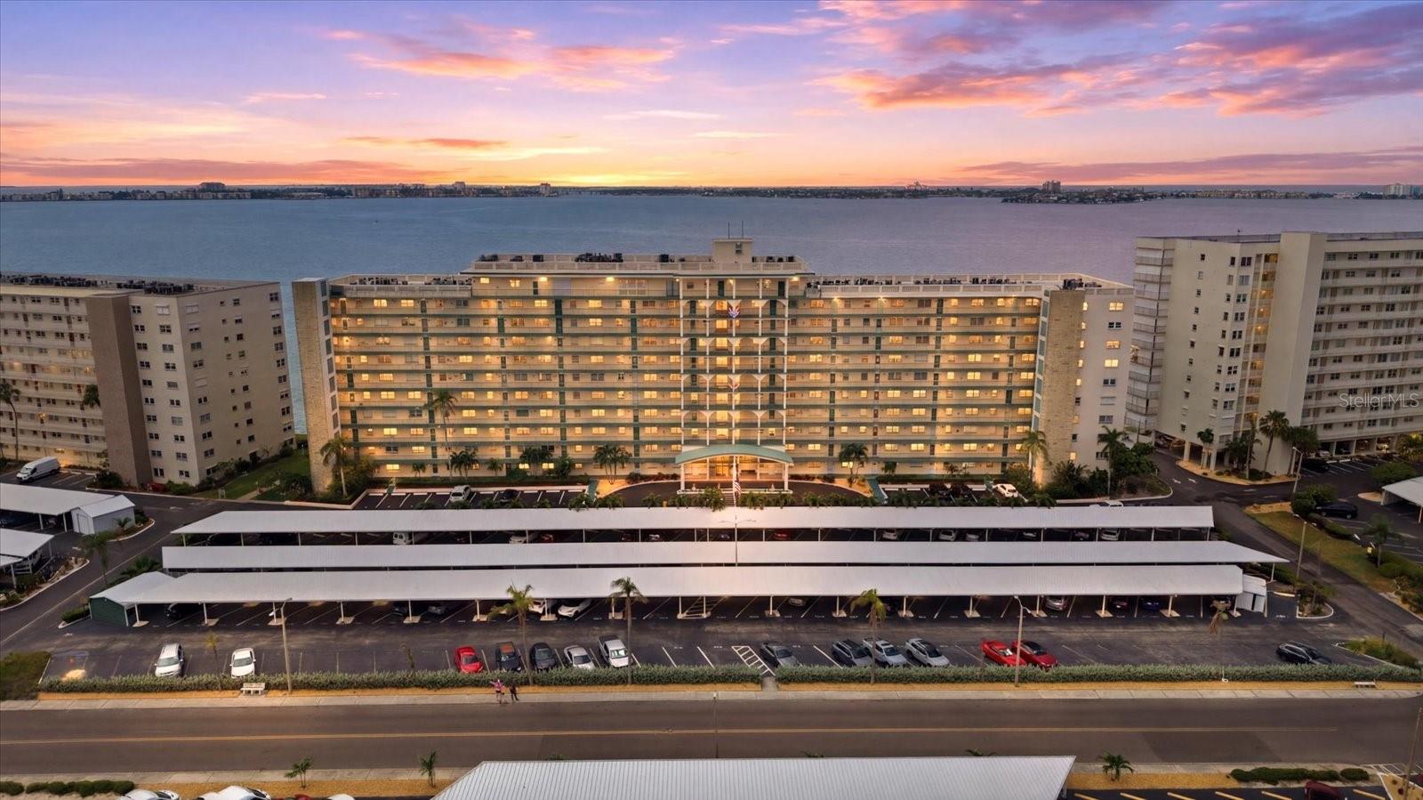 6020 Shore Blvd S #1002
