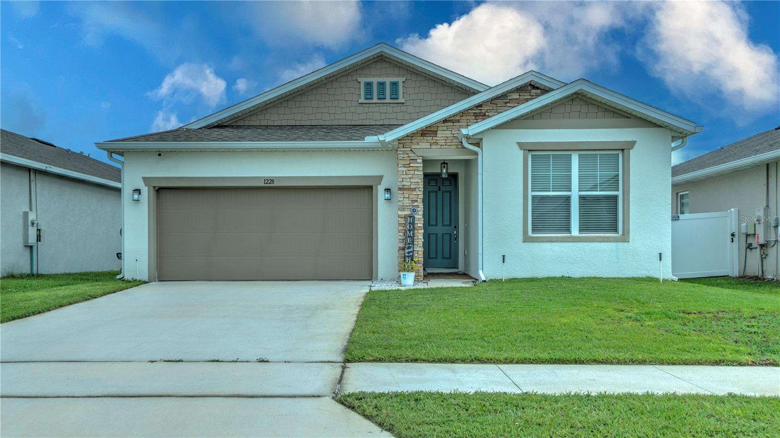 1228 Mattie Pointe Blvd