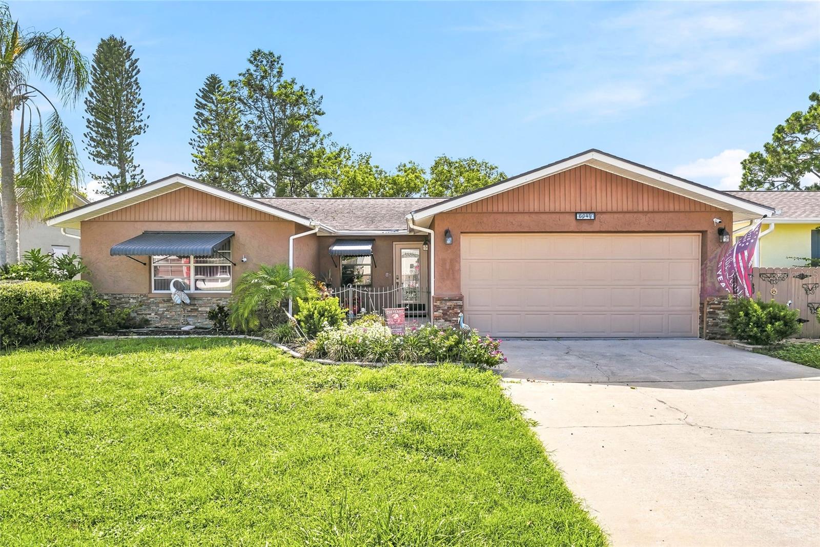 5049 Sherry Ln