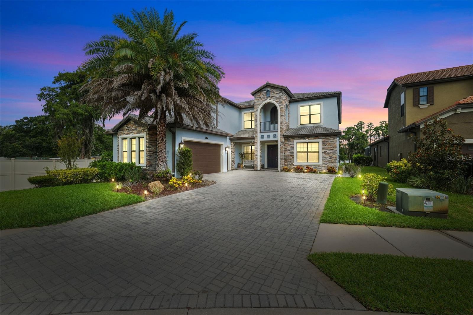 5167 Lakecastle Dr