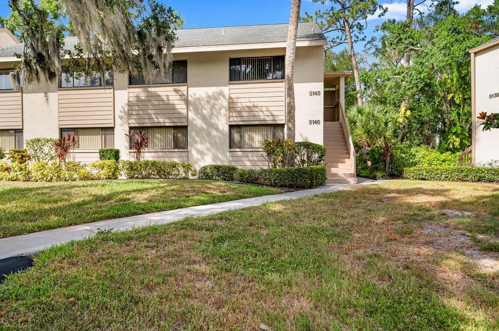 5146 Harpers Croft #13