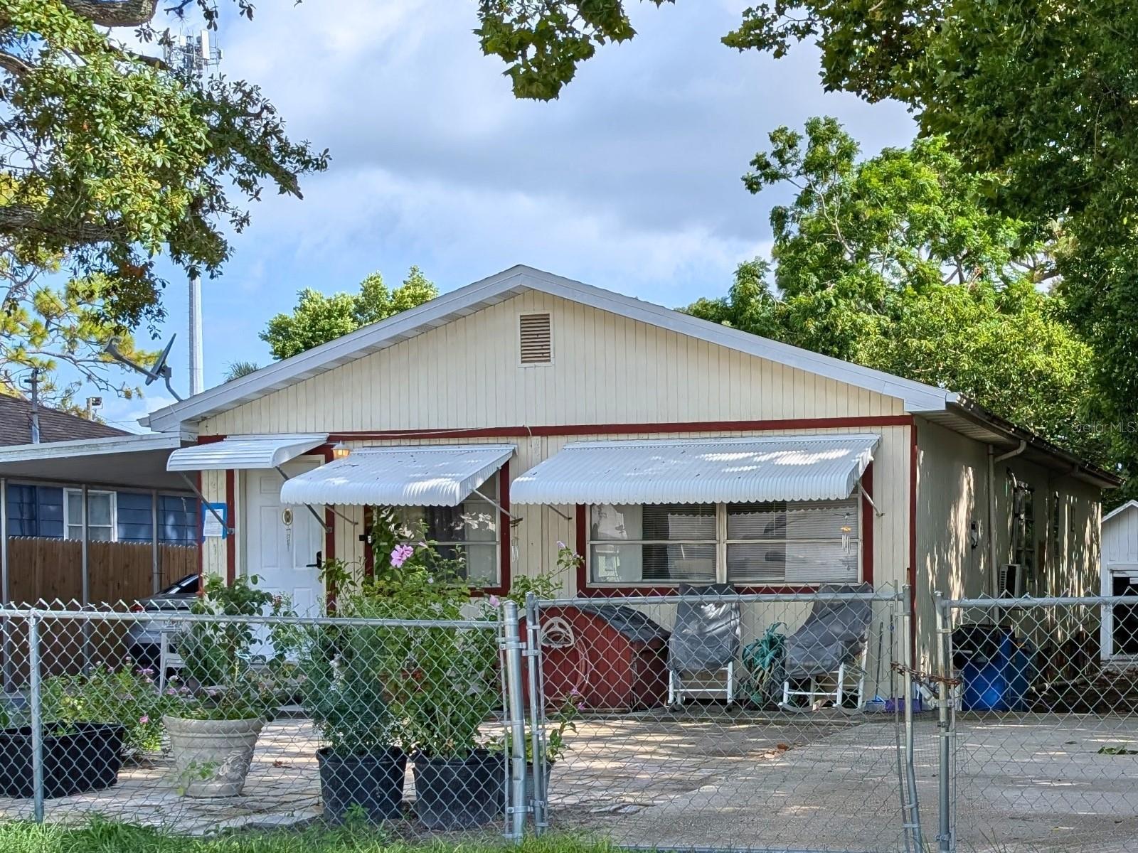 7101 Jeanne Ave