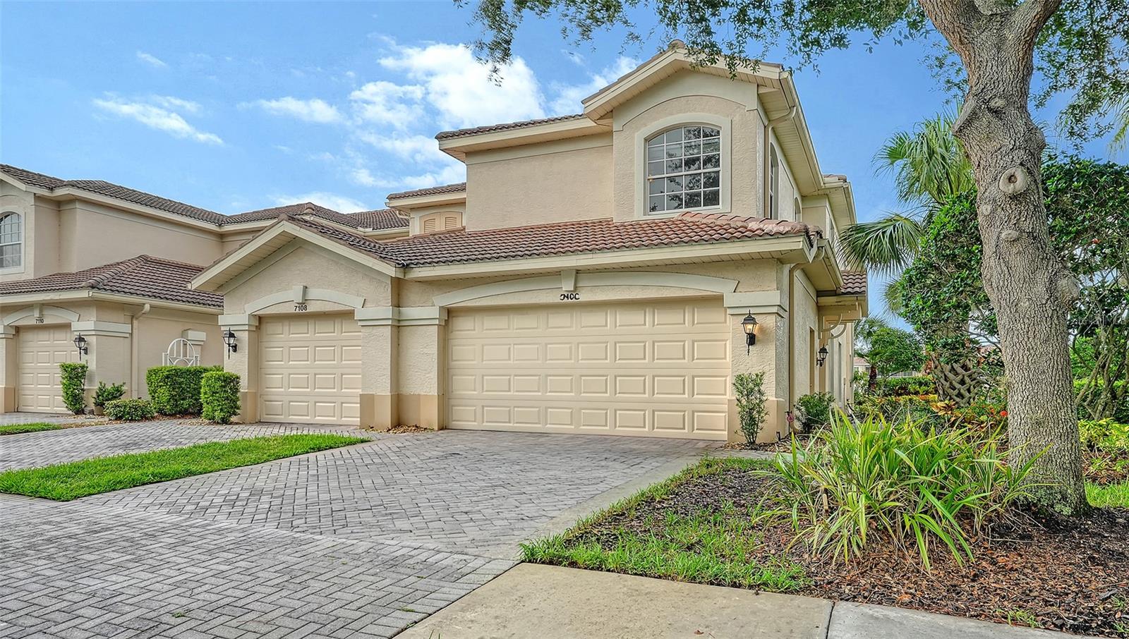 7106 Prosperity Cir #1201