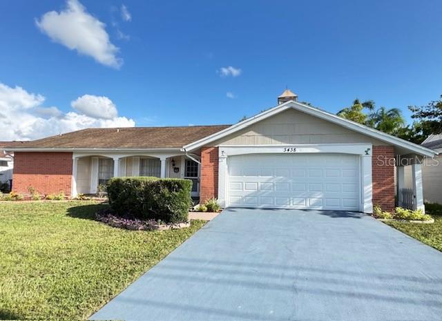 3438 Moog Rd