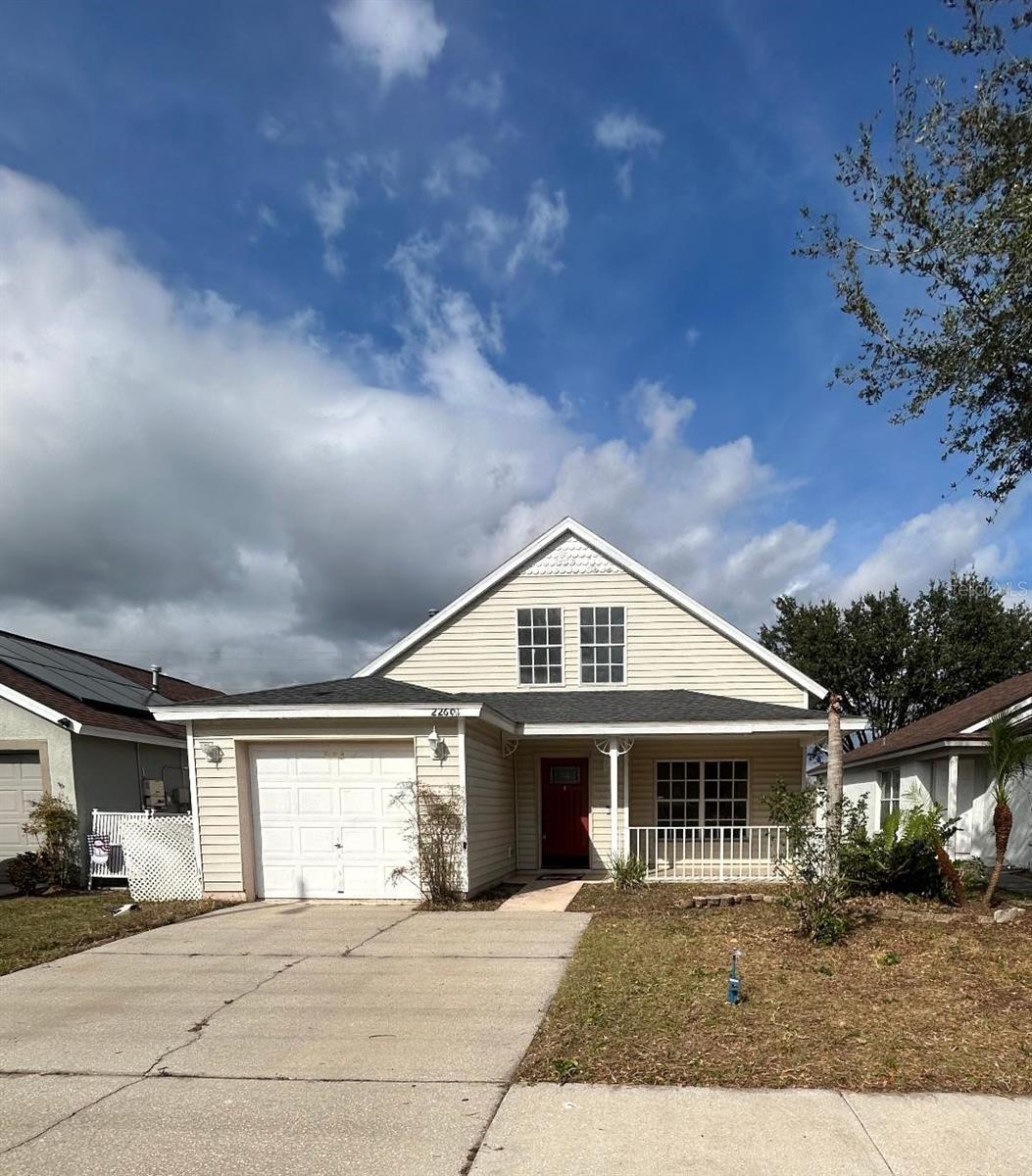 22601 Saint Thomas Cir