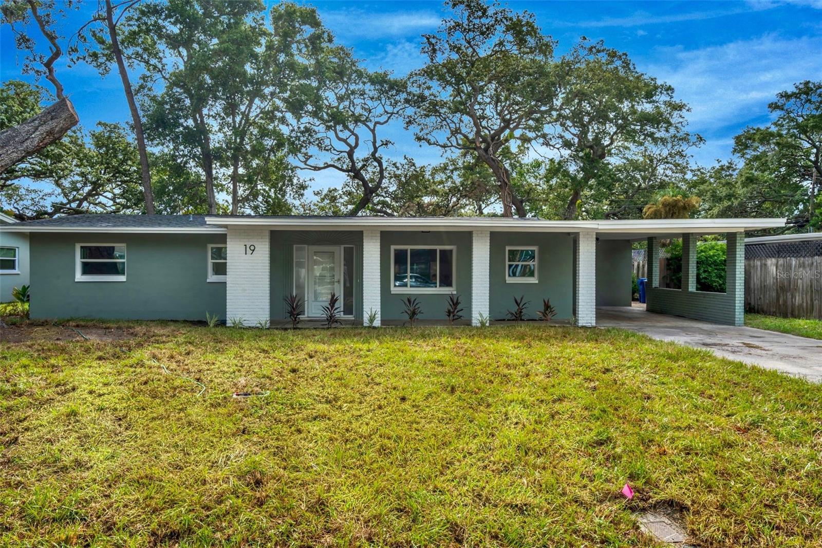 19 Ventura Dr