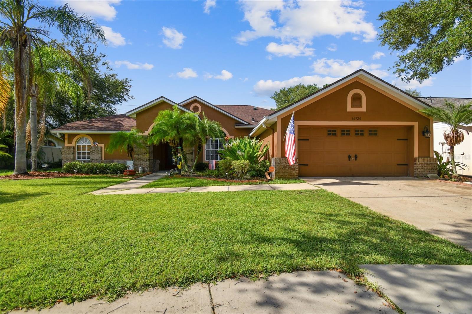 16920 Falconridge Rd