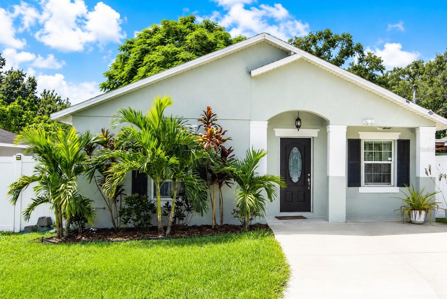 811 Hoffman Blvd