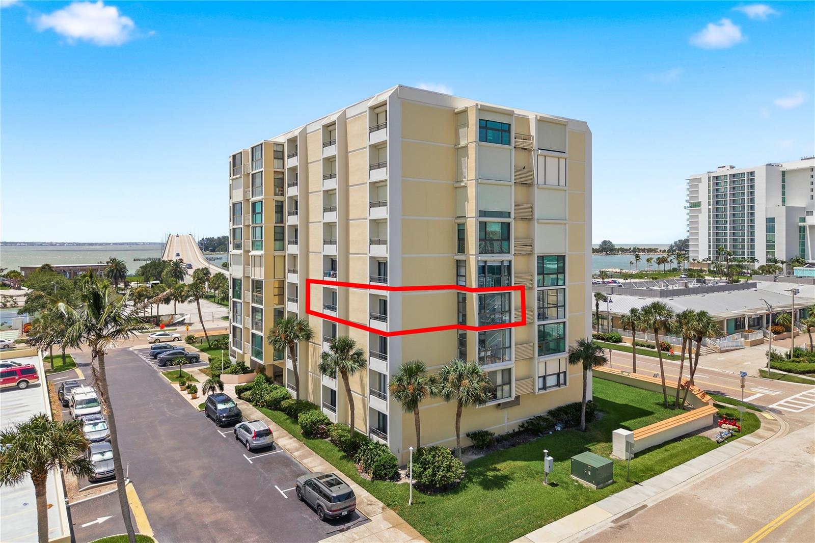 800 S Gulfview Blvd #403