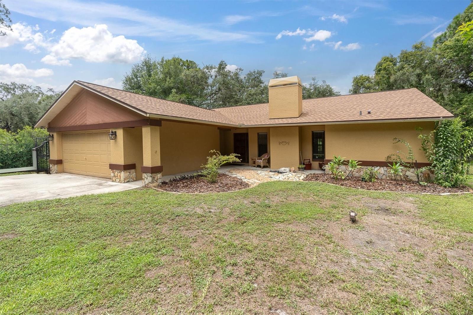 6812 Ridge Top Dr