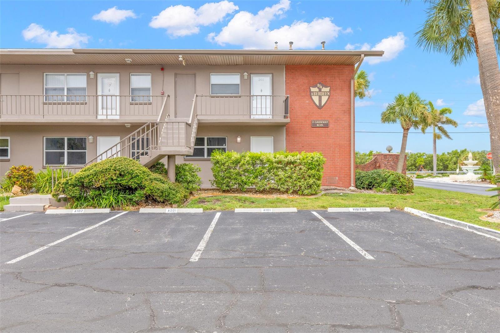 2 Causeway Blvd #101