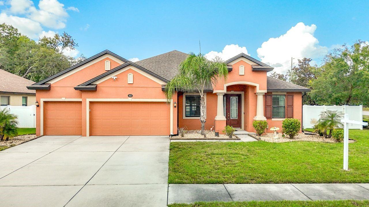 422 Challice Dr