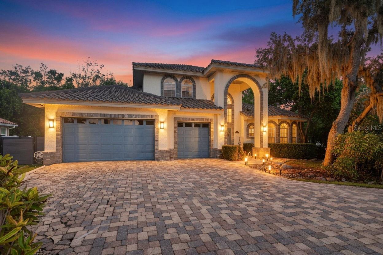 4660 Laurel Oak Ln NE