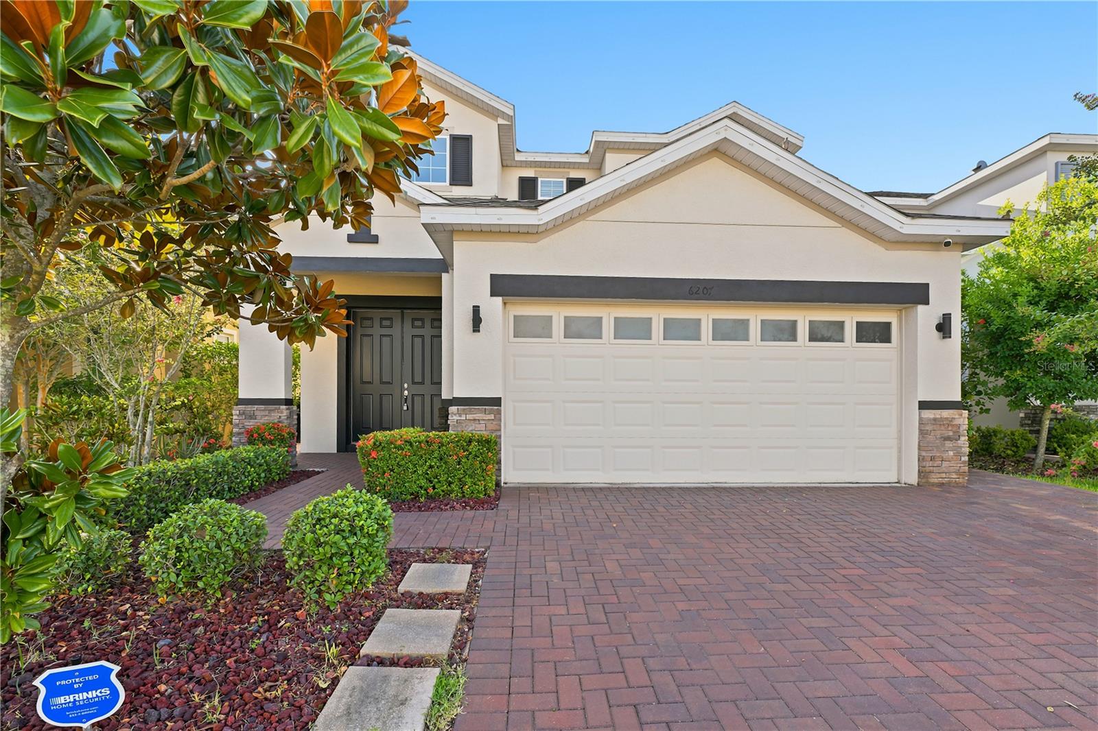 6207 Voyagers Pl