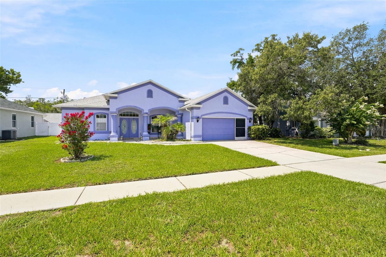 15486 Saratoga Dr