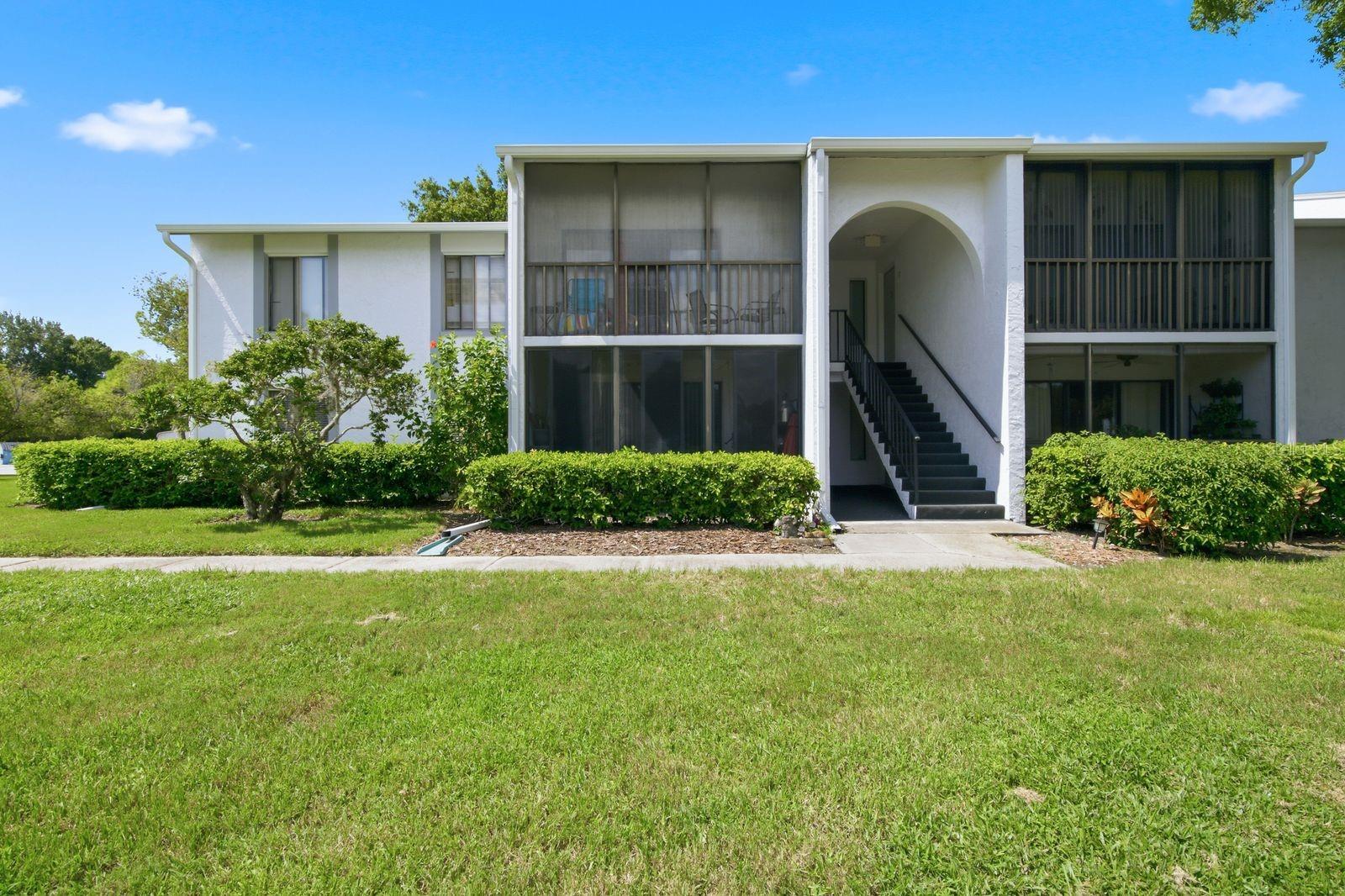 1179 Pine Ridge Cir W #G1
