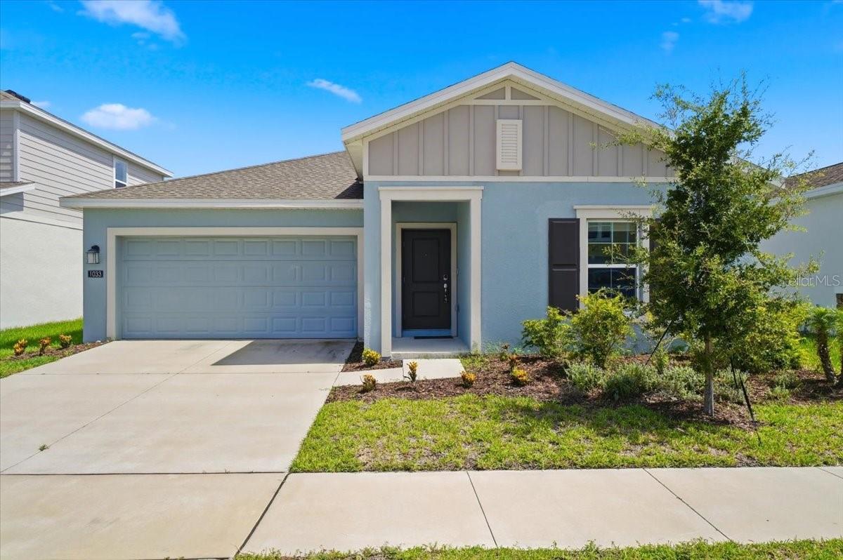 1033 Holden Way