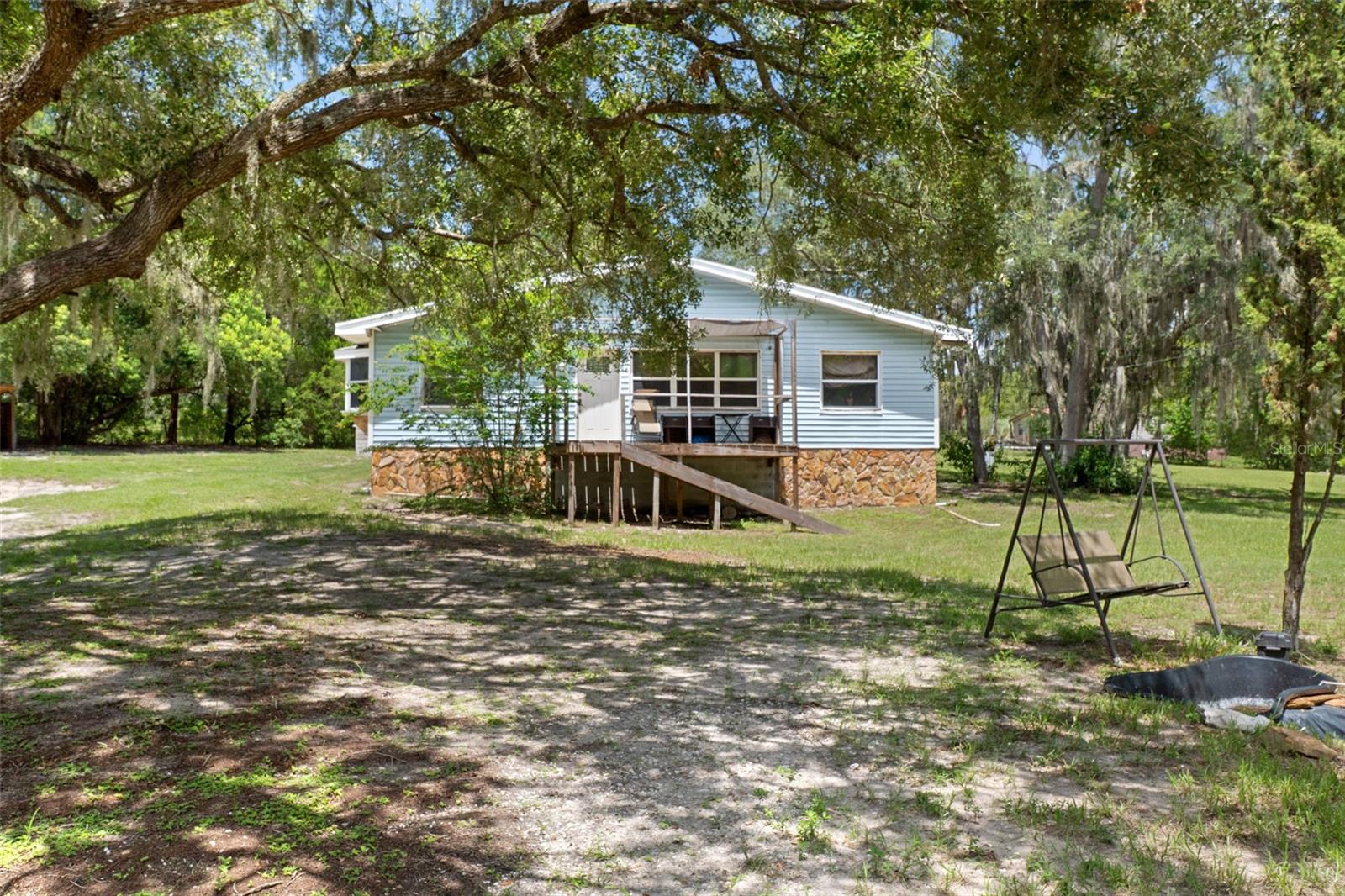 12042 Kamback Dr