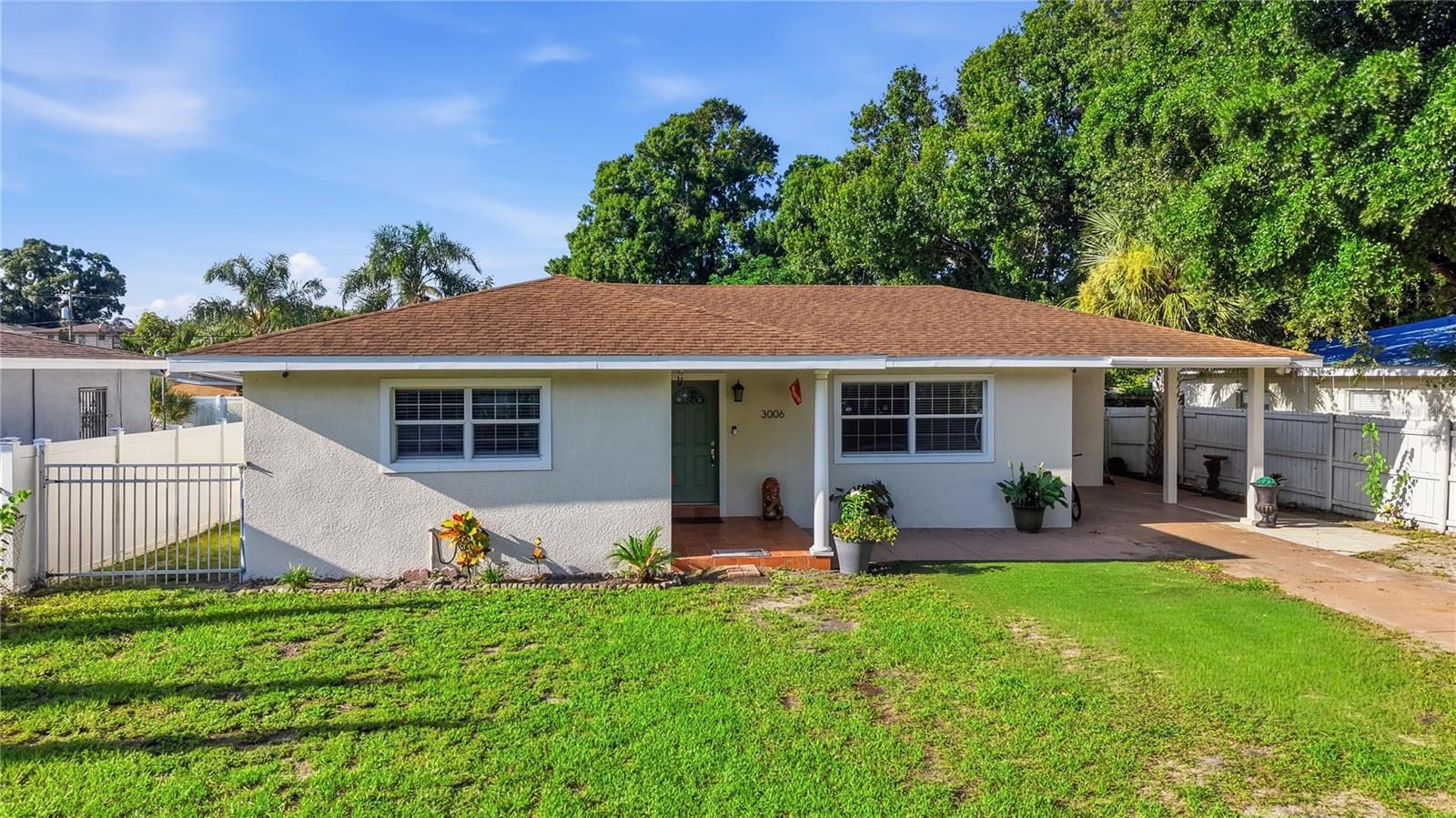 3006 W Saint Conrad St
