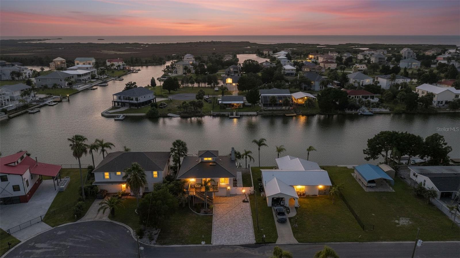 3199 Azalea Dr