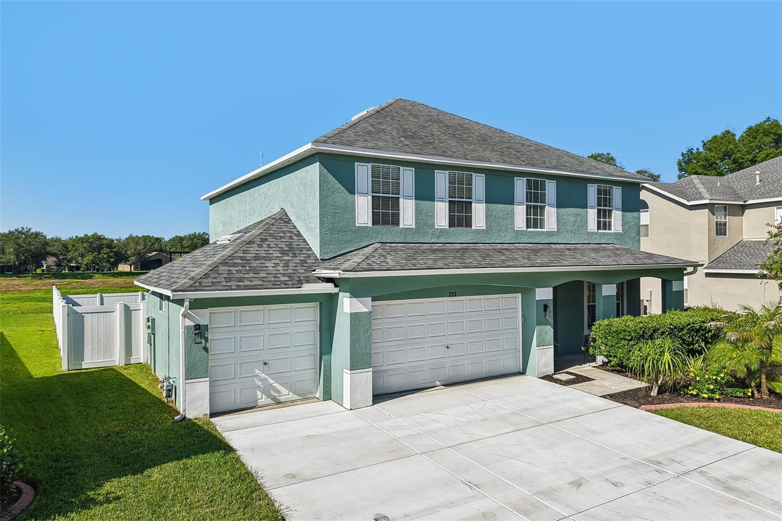 205 Rosana Dr