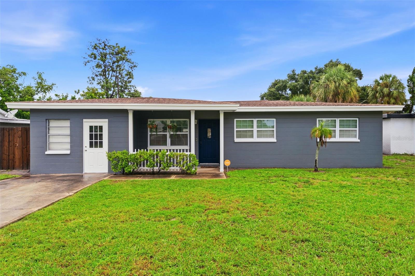 8685 Magnolia Dr