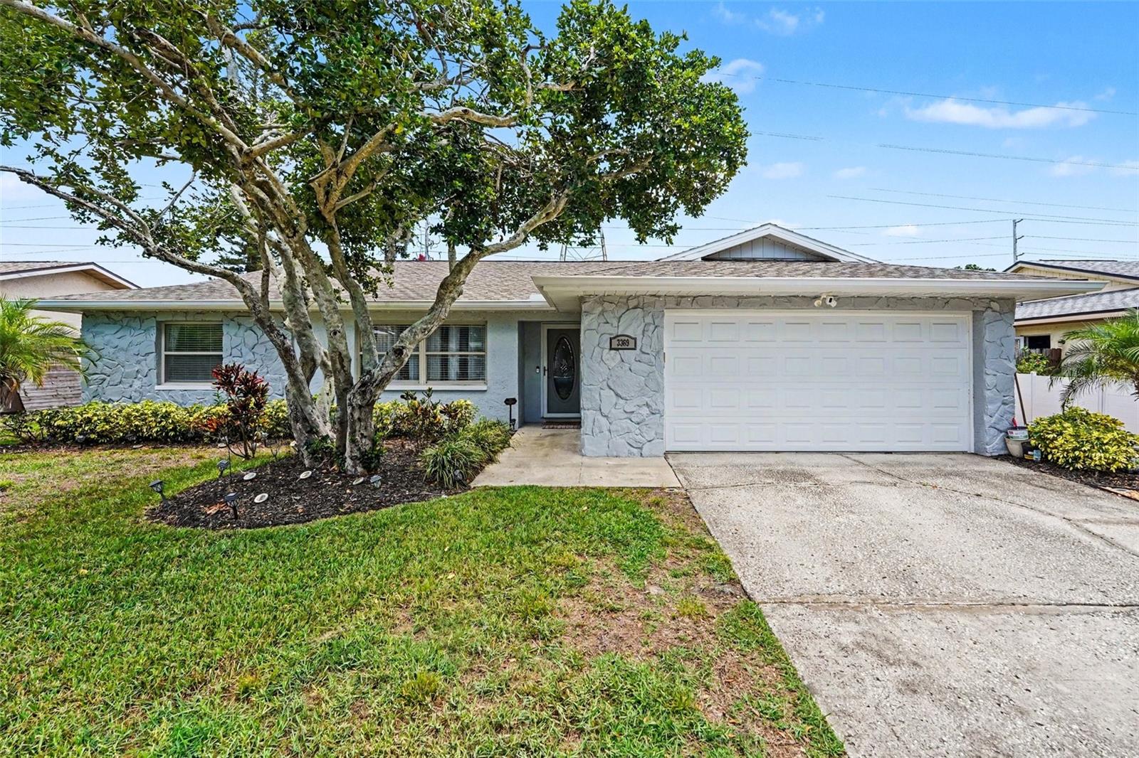 3369 Hunt Club Dr