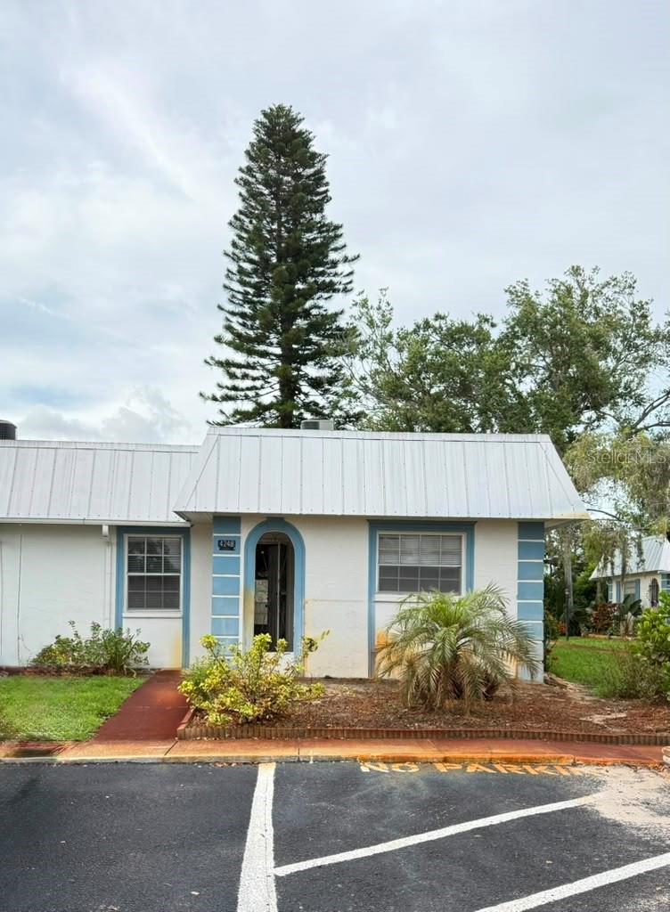 4248 Tamargo Dr