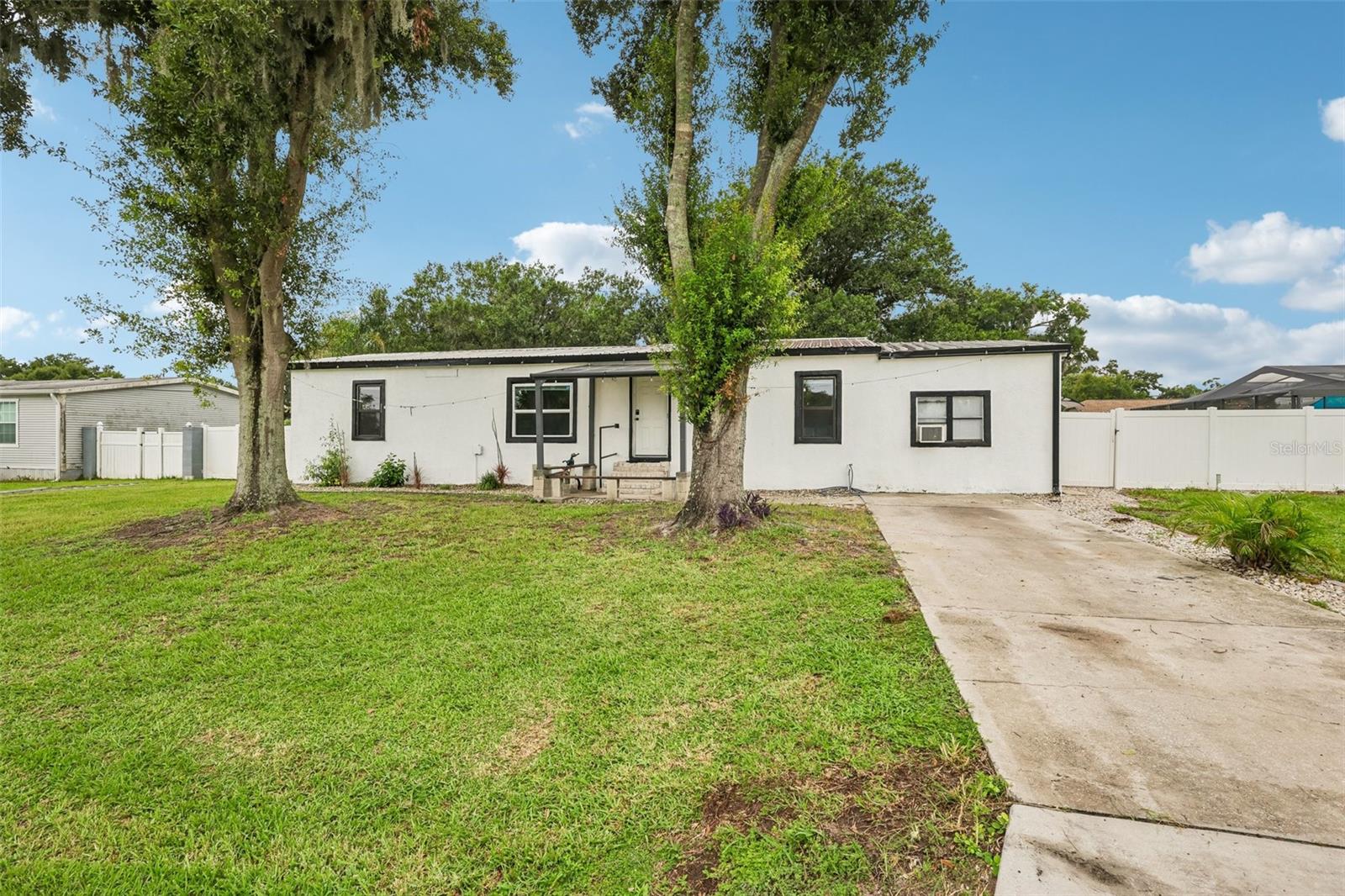 8620 Indian Ridge Trl
