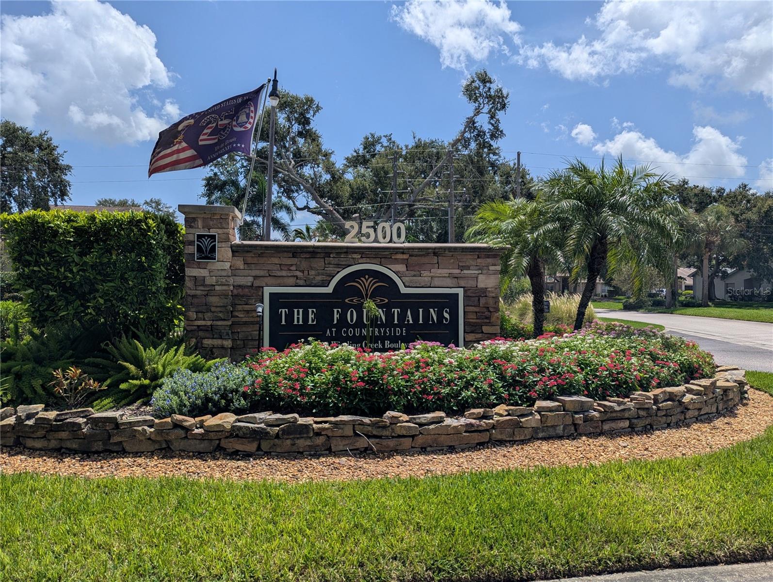 2500 Winding Creek Blvd #E208
