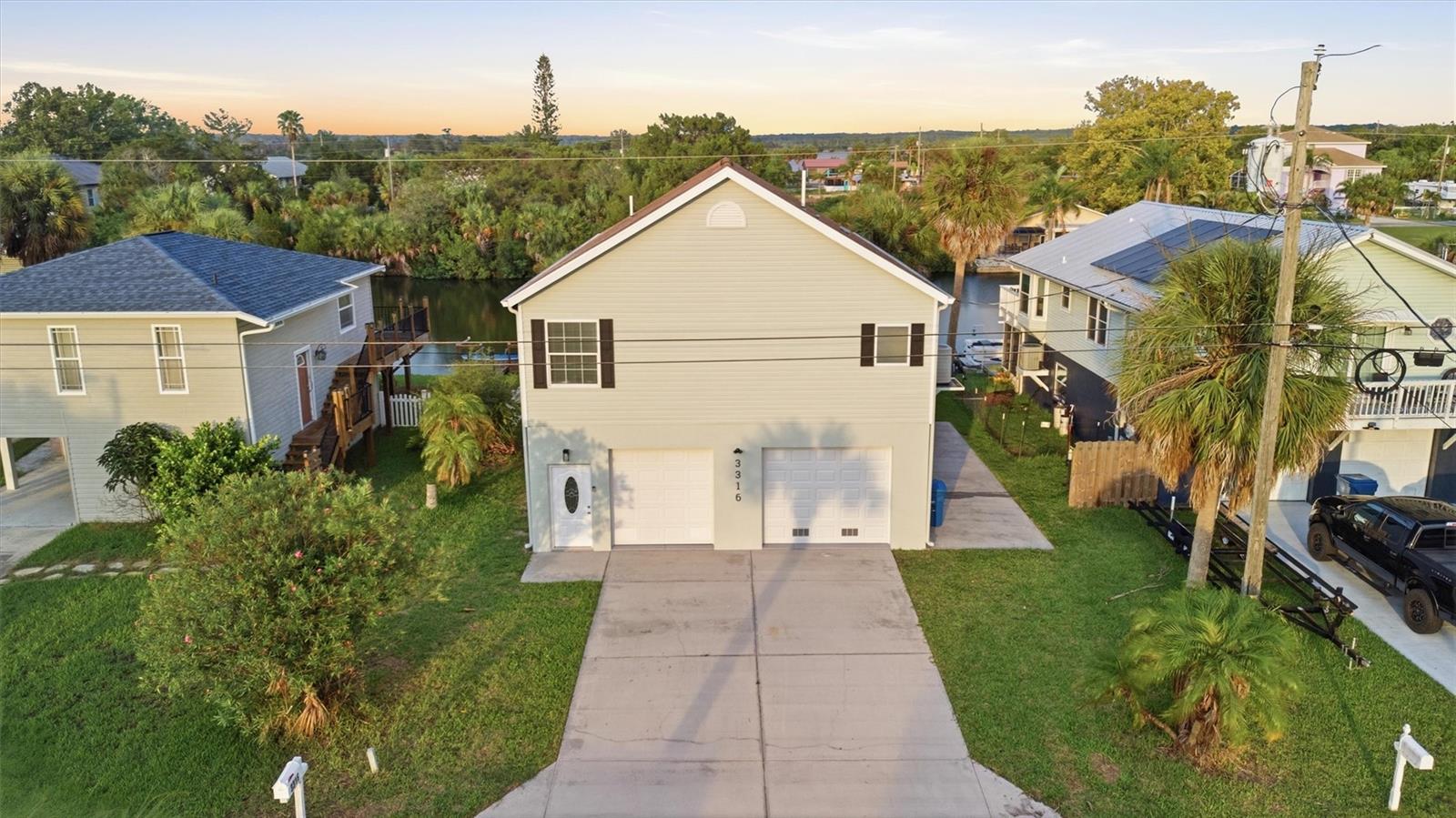 3316 Holly Springs Dr