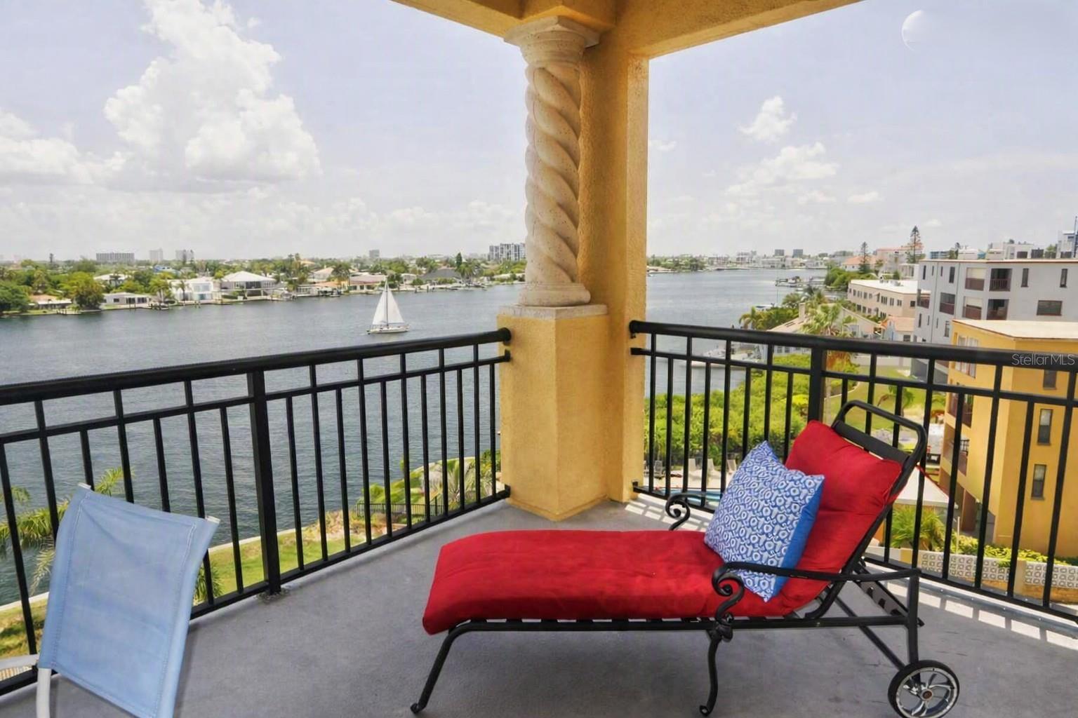 10315 Gulf Blvd #409