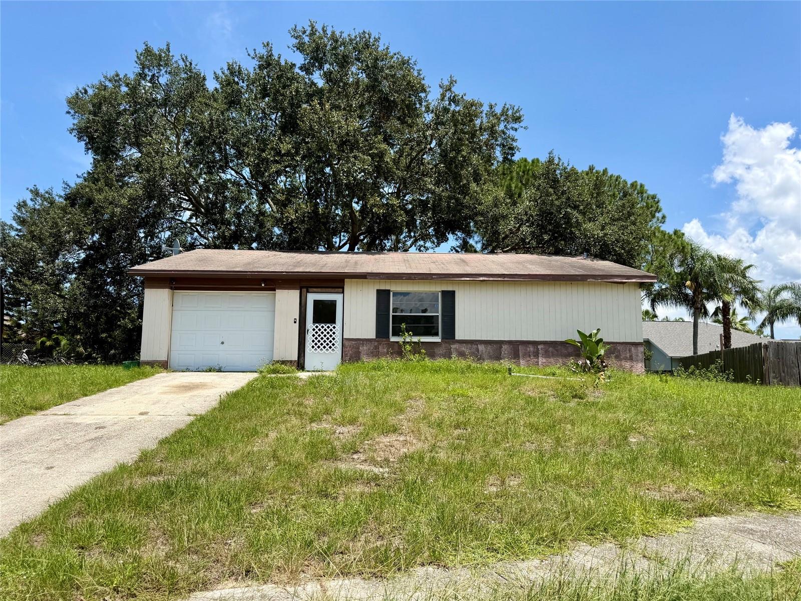 1306 Dukes Dr