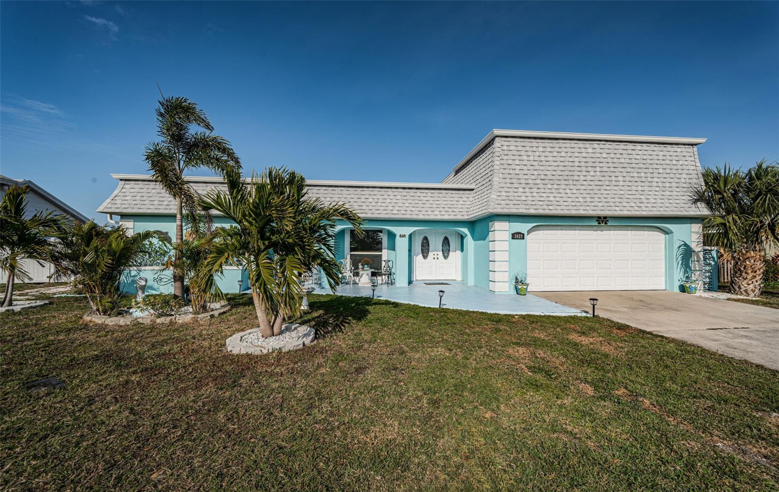 3627 Grayton Dr