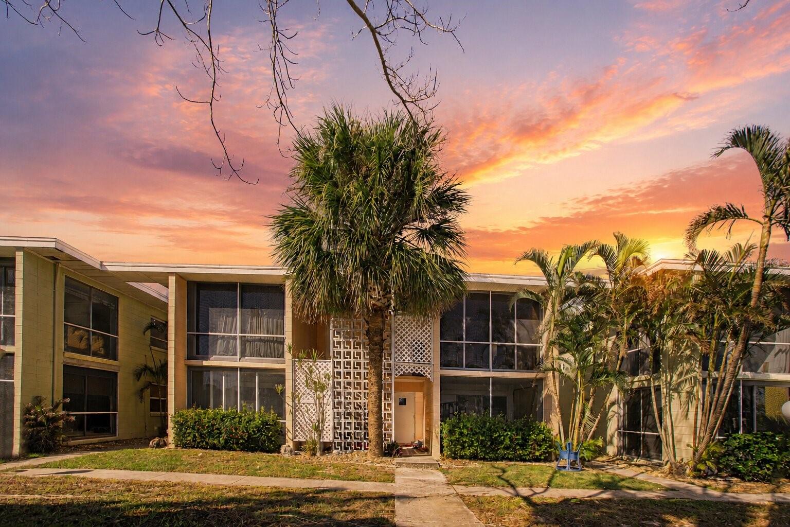 10215 Manatee Ave W #7