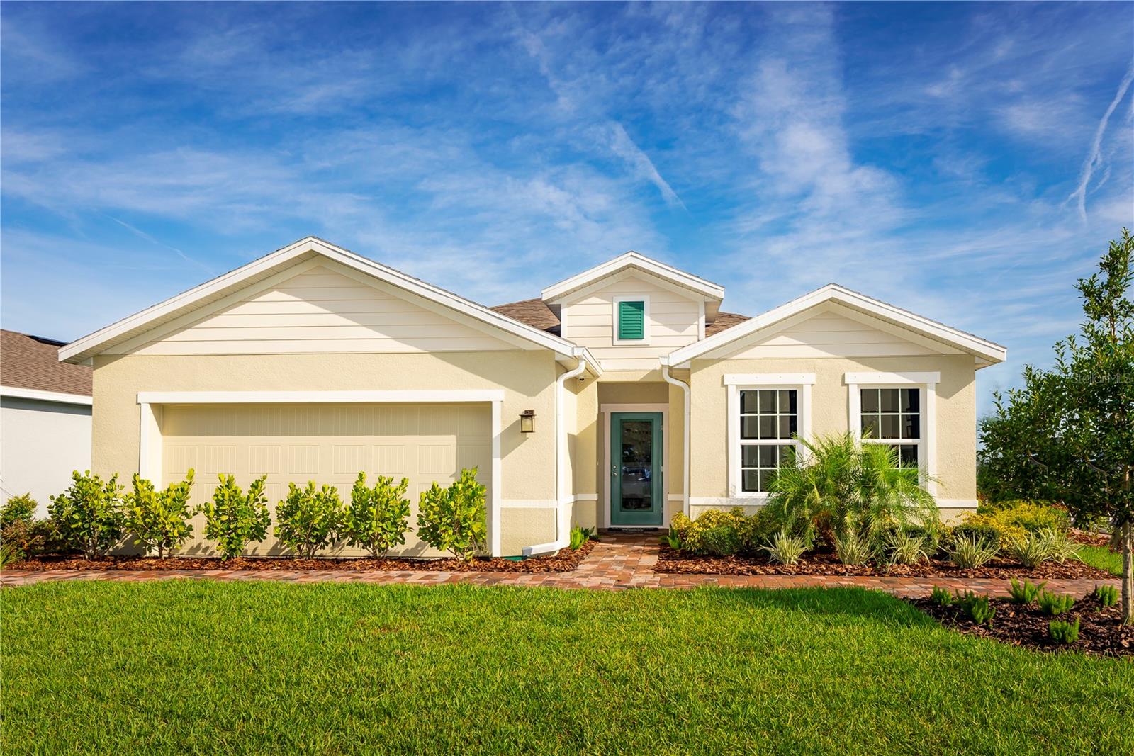 2252 Labrador Loop