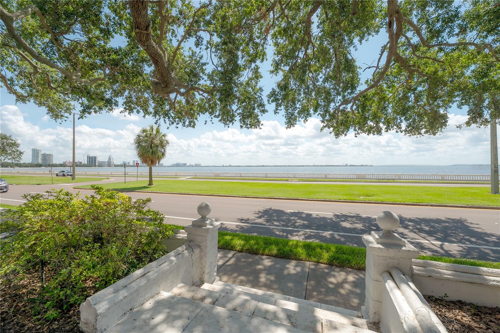 3325 Bayshore Blvd #A17