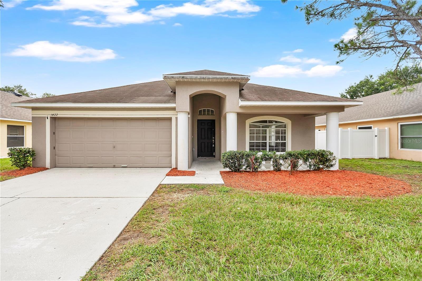 1422 Lake Shore Ranch Dr